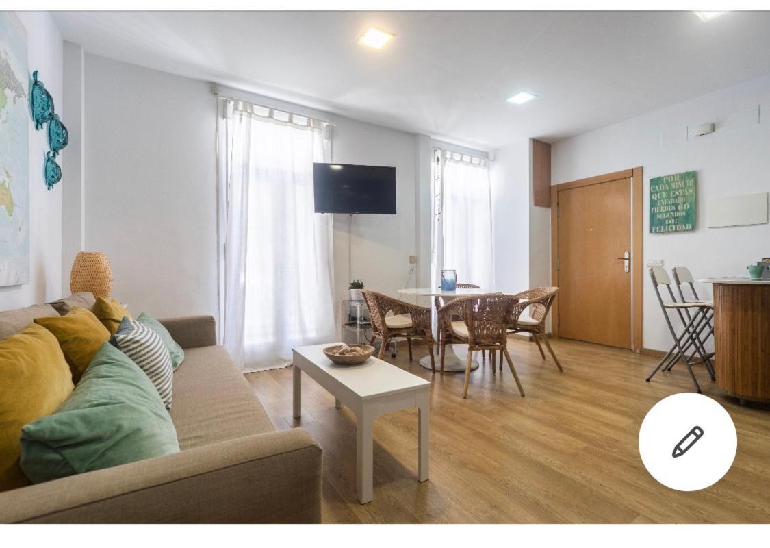 Dream Apartment Near The Beach บาเลนเซีย ภายนอก รูปภาพ